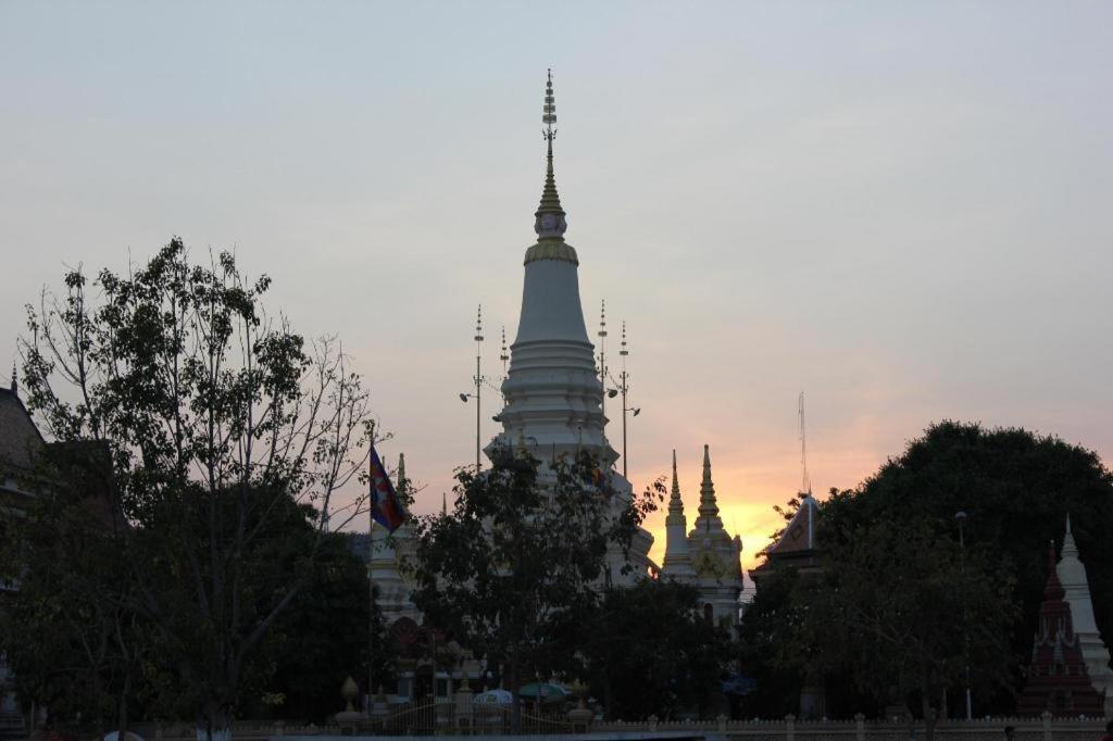 Kolab Sor Phnom Penh Hotel Exteriör bild